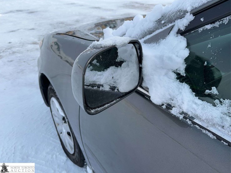 non-operable-2005-toyota-camry-4dr-sedan-image-35