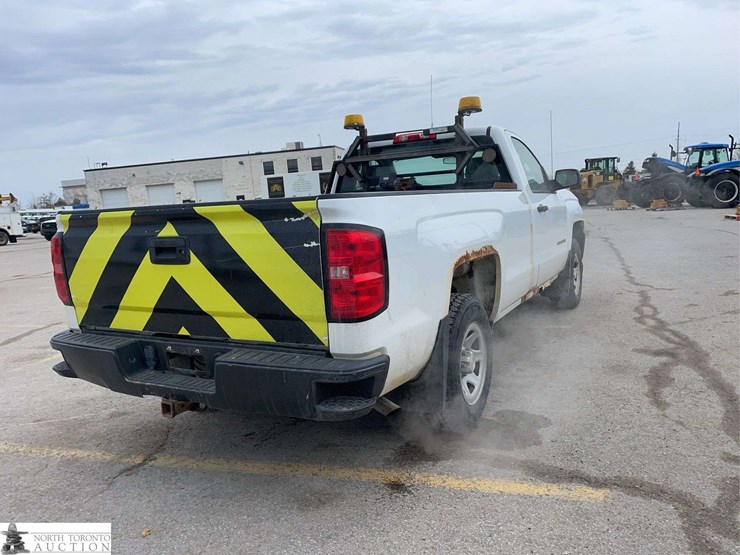 2016-chevrolet-silverado-1500-image-5