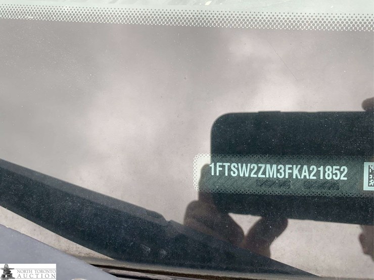 2015-ford-transit-image-16