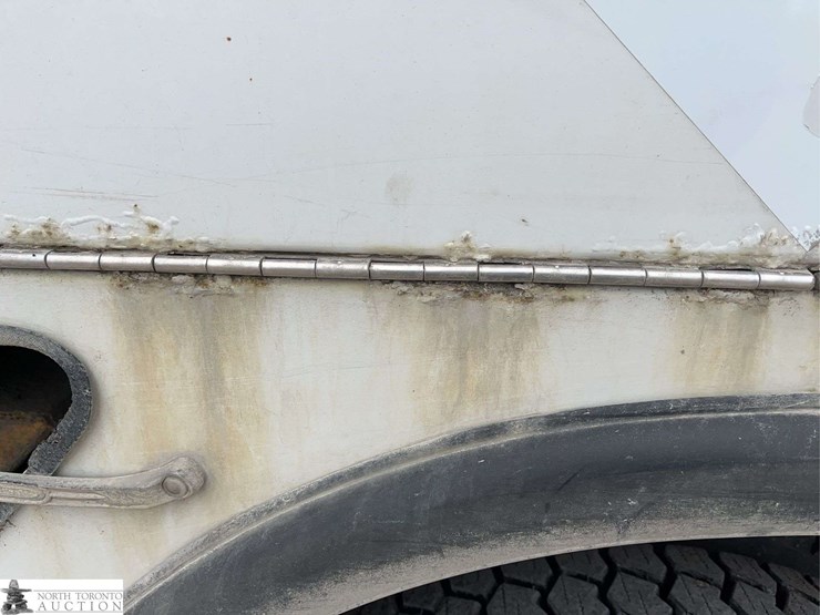 2013-ford-f450-image-30