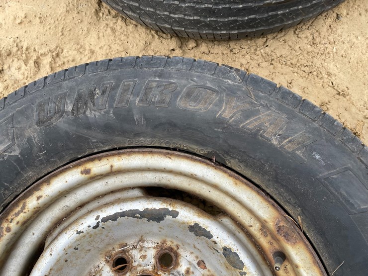 #3926-•-(6)-spare-rims-and-tires-image-20