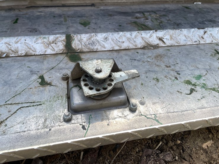 #3971-•-(2)-aluminum-truck-tool-box's-image-30