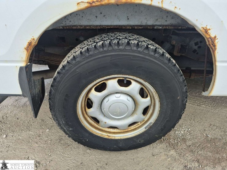 2011-ford-f150-image-29