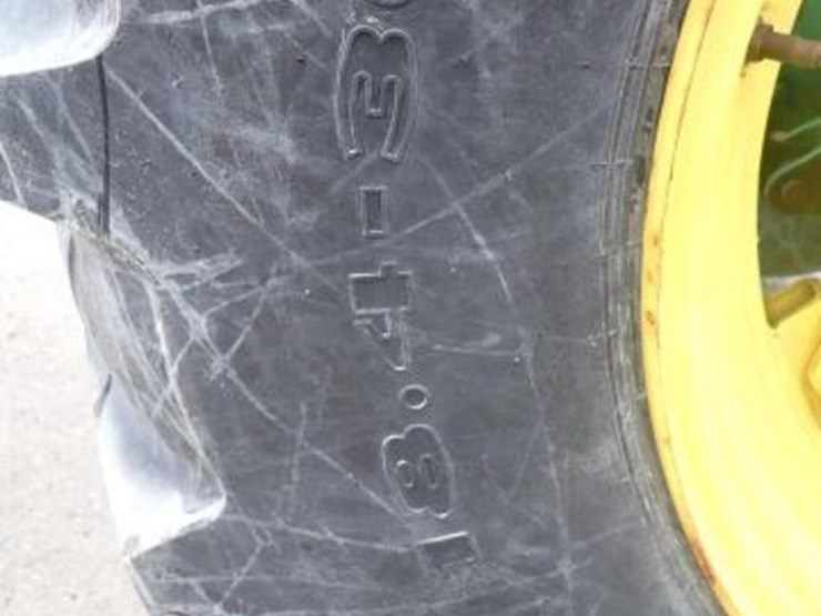 2016-john-deere-5085e-image-68