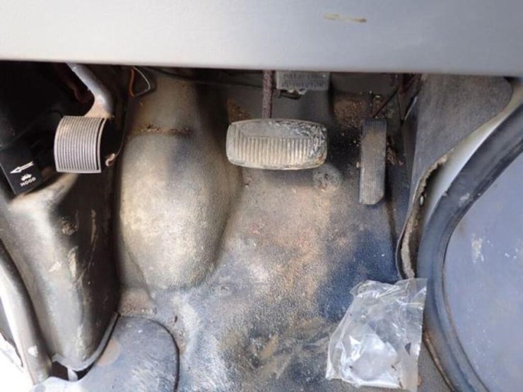 2001-ford-e350-image-13