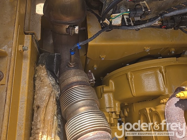 2019-caterpillar-336-image-105