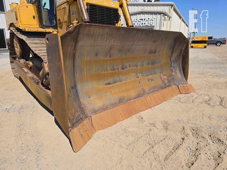 2006-caterpillar-d6r-iii-image-10