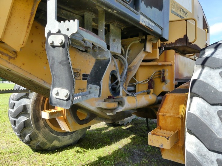 deere-670ch-image-14
