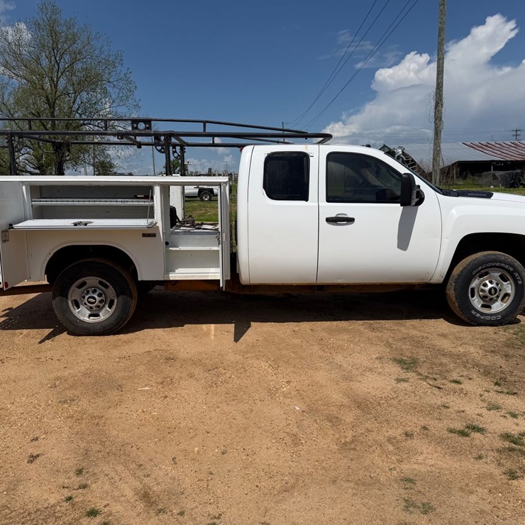 2013 CHEVROLET SILVERADO 2500
