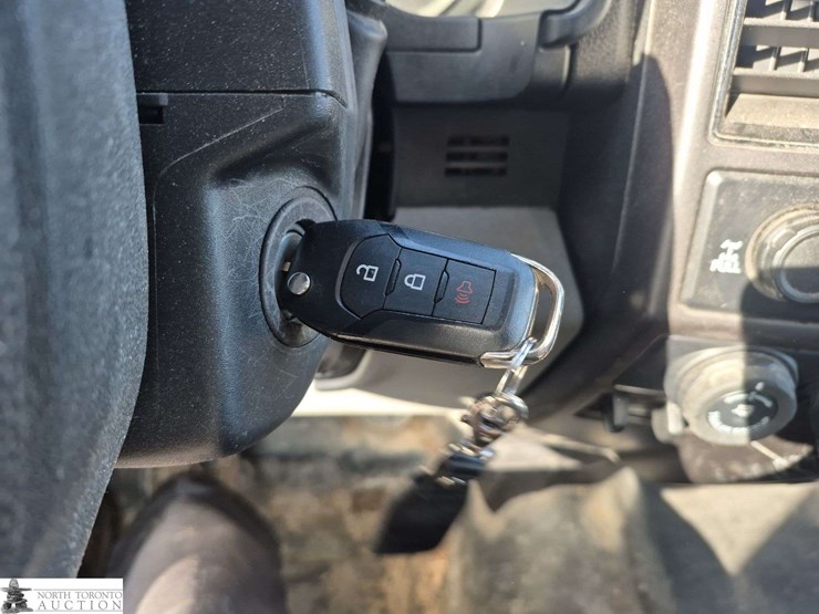 2017-ford-6.5-ft-image-14