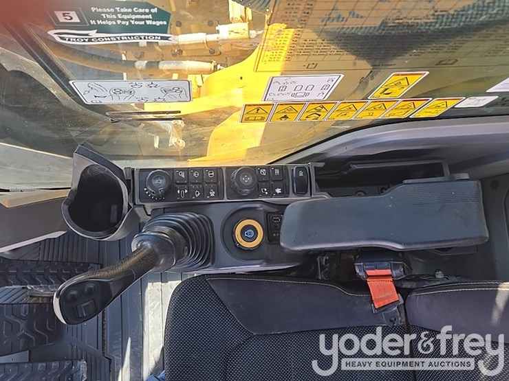 2019-caterpillar-336-image-95