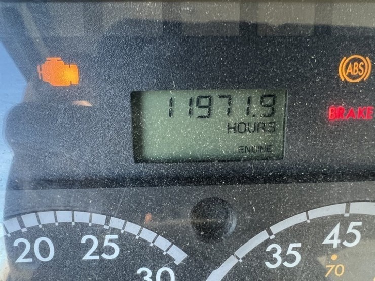 2016-freightliner-m2-s/a-bucket-truck-image-29