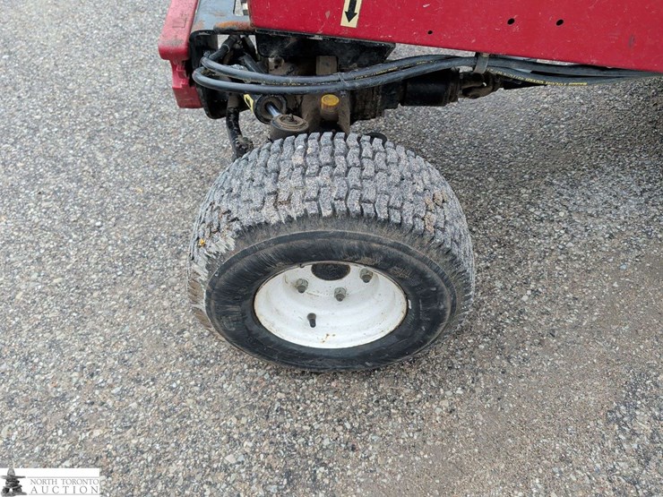 2015-toro-groundsmaster3280d-image-21