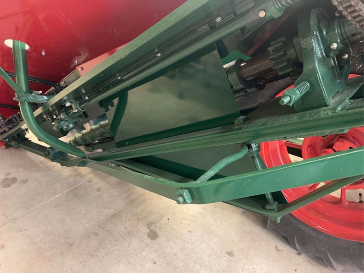 1927-fordson-with-continental-corn-picker-image-73