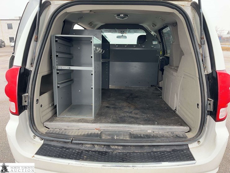 2014-ram-c/v-image-18