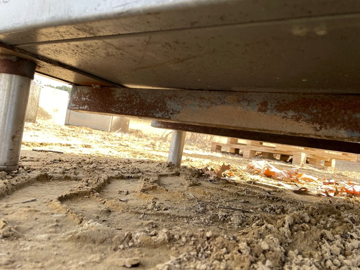 #3973-•-stainless-steel-prep-table-image-23