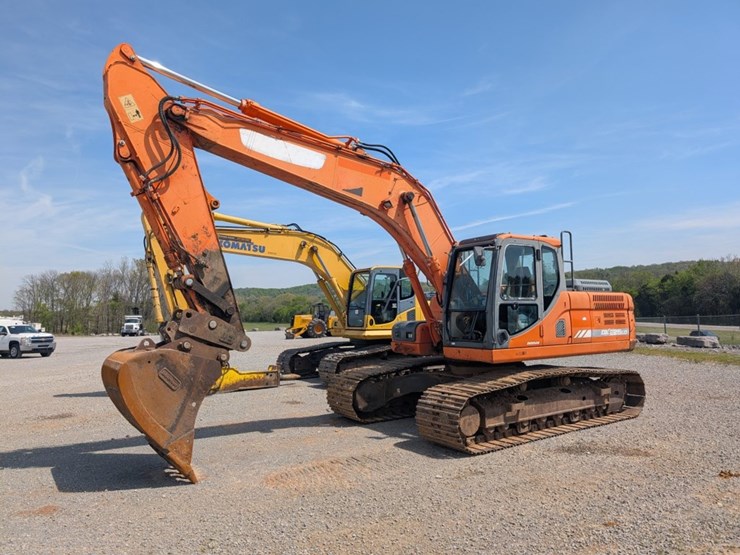 doosan-dx225-lc-3-image-1