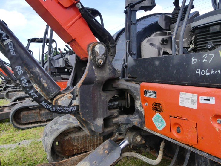 kubota-u55-5-image-11