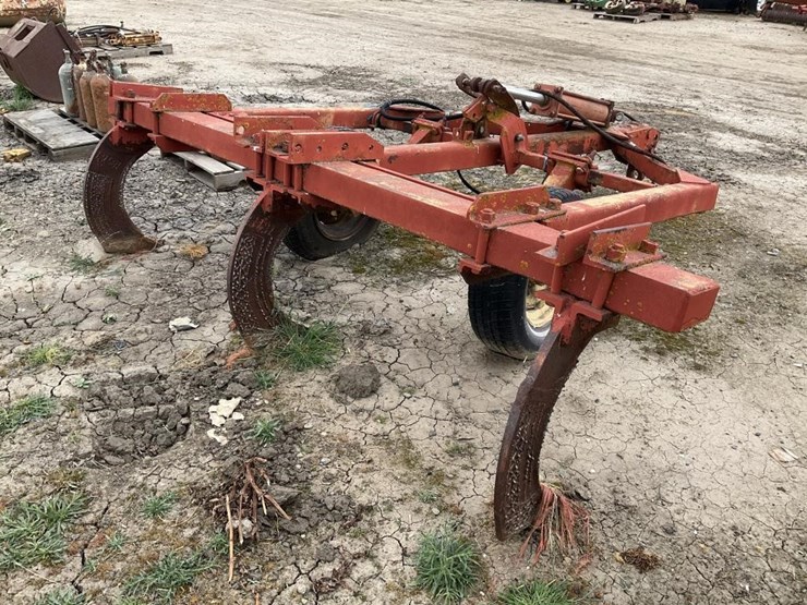 allis-chalmers-"style"-3-shank-pull-ripper-image-6