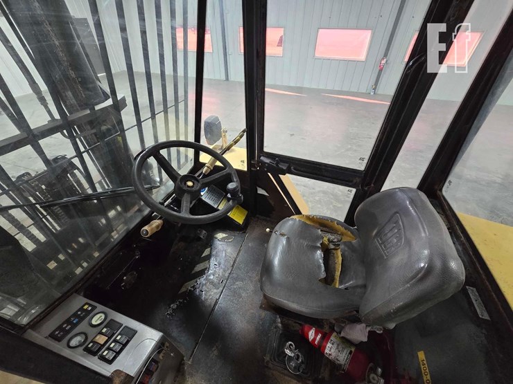 2007-jcb-930-image-11