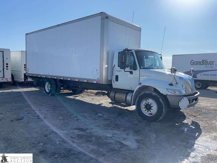 2013-international-durastar-4300-image-8