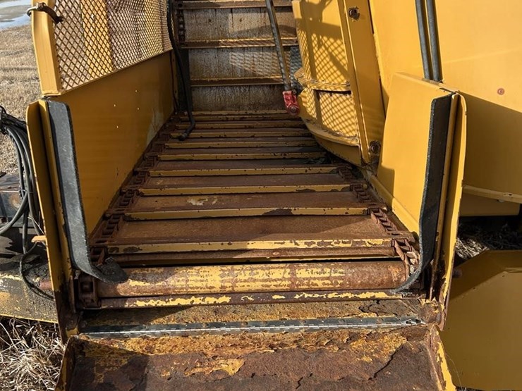 haybuster-cmf830-image-9