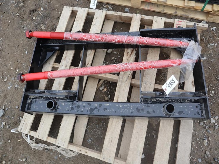 future-skid-steer-bale-fork-image-2