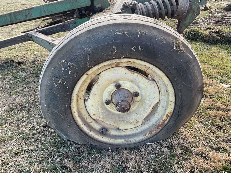 john-deere-hay-crimper-image-11