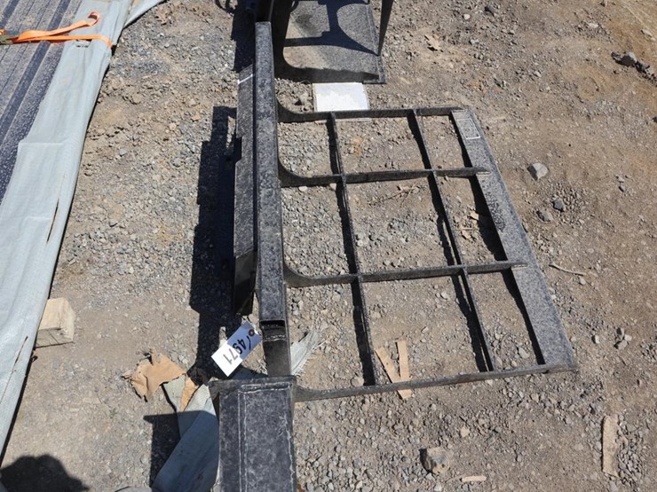 future-skids-steer-mini-land-leveler-image-1