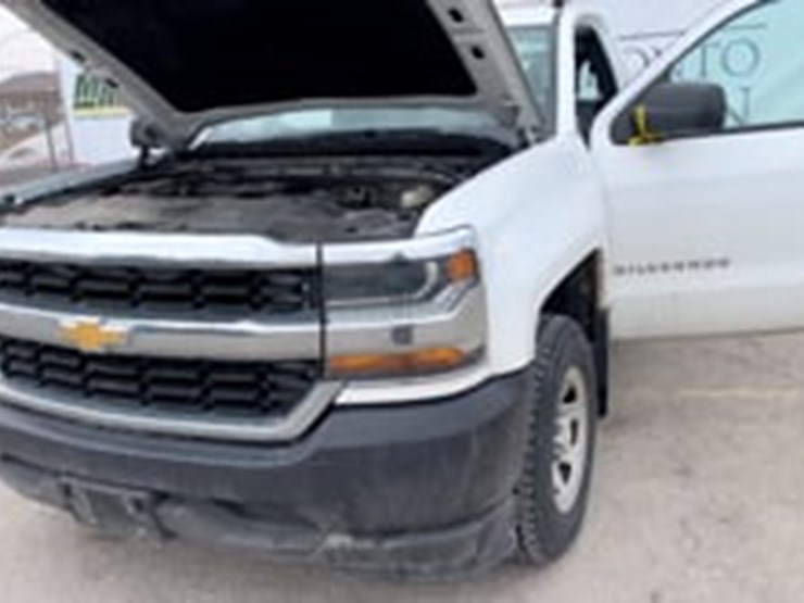 2016-chevrolet-silverado-1500-image-9