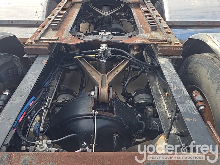 2014-kenworth-t800-image-58