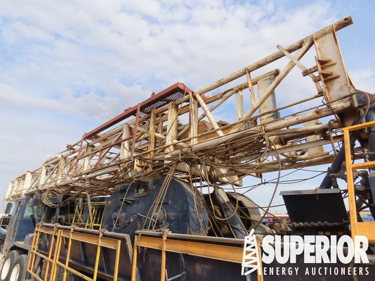 (1-16)-skytop-4610-d/d-well-service-rig,-p/b-detro...-image-11