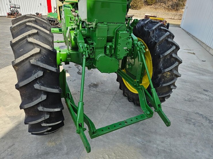 1959-john-deere-730-image-16