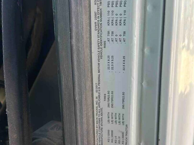 2018-mack-cxu-(pinnacle)-image-11