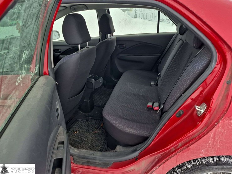 2009-toyota-yaris-base-4dr-sedan-4a-image-21