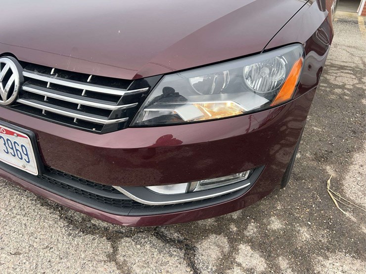 2014-volkswagen-passat-tdi-image-11