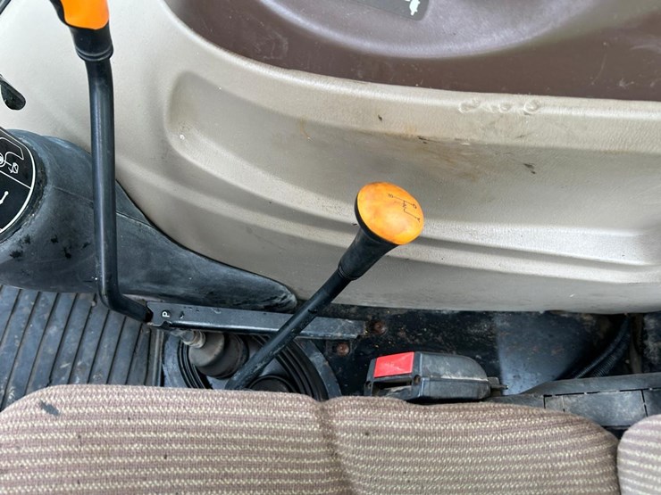 john-deere-5325-image-26