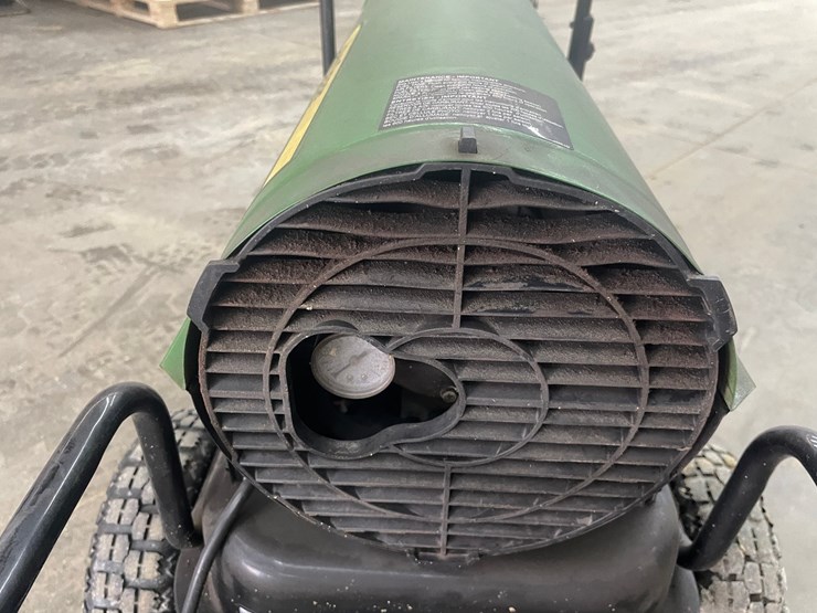 john-deere-135-image-15