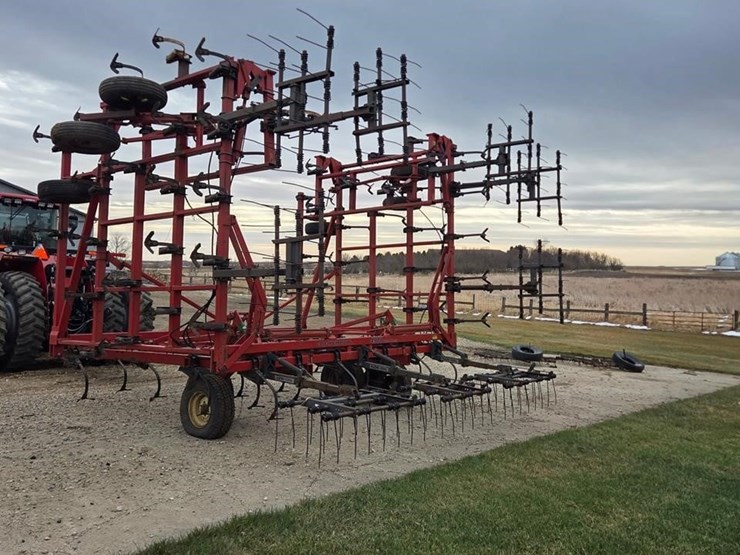 case-ih-4900-image-3