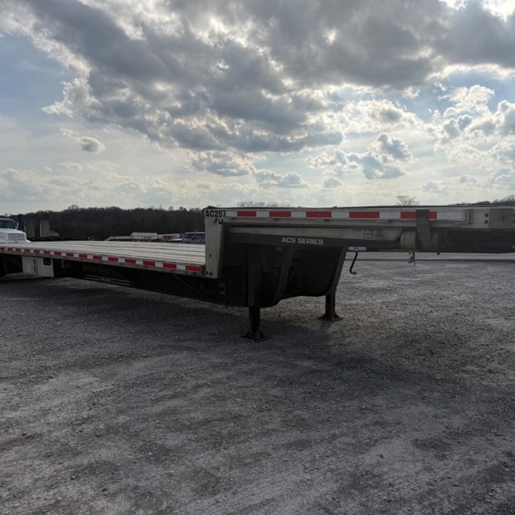 #31958 • 2019 TRAILKING ACS SERIES 53’ X 102’ TANDEM AXLE A