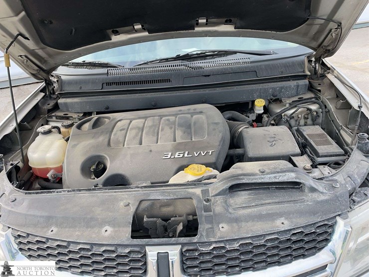 2011-dodge-journey-image-10