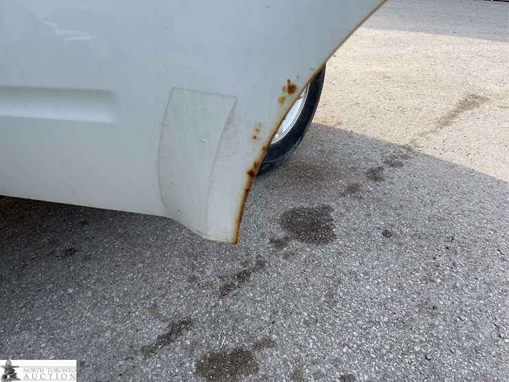 2011-ford-escape-hybrid-image-26