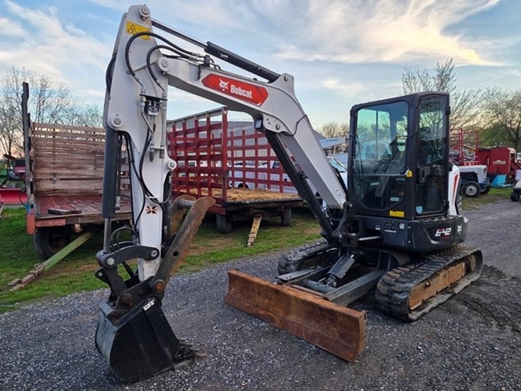 2023-bobcat-e42-image-1