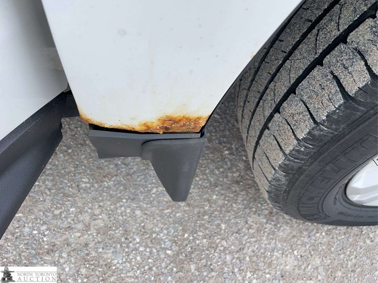 2015-chevrolet-equinox-image-30