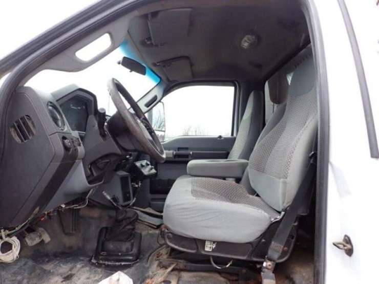 2017-ford-f750-image-21