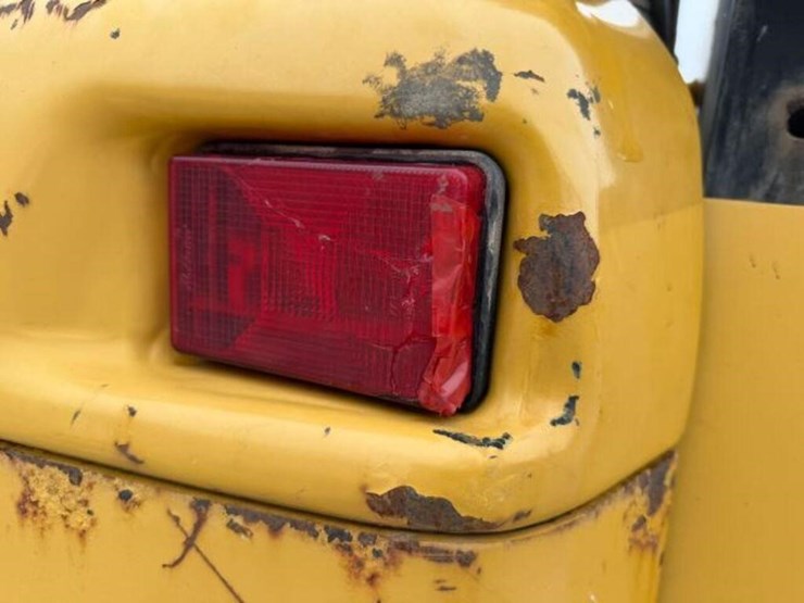 2009-caterpillar-232b2-image-34