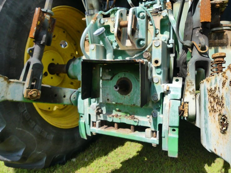 2020-john-deere-6155m-image-7