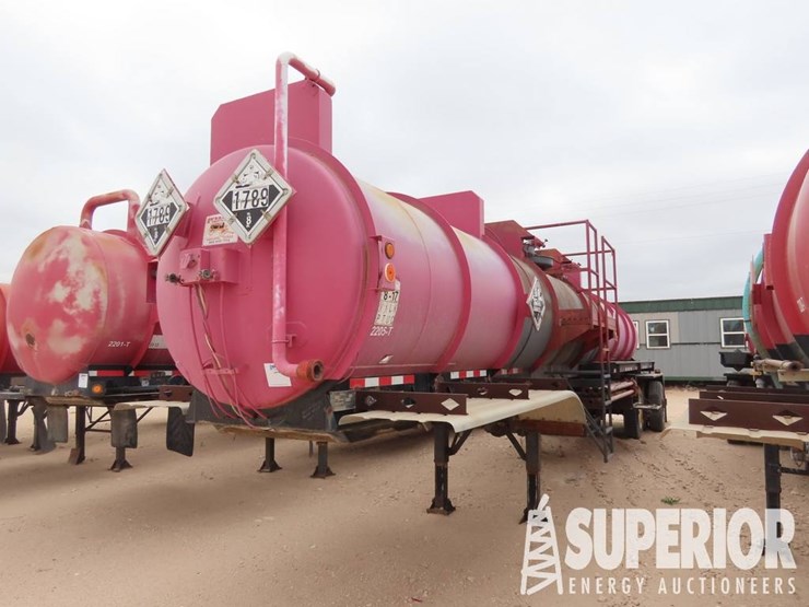 2010-overland-50'-image-1