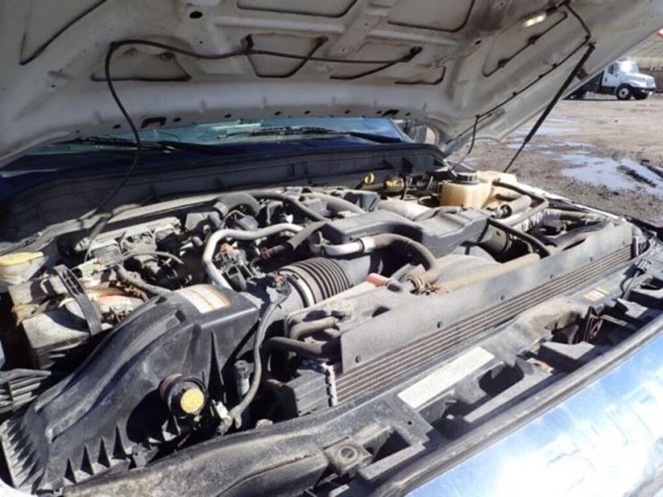 2016-ford-f350-xlt-image-22