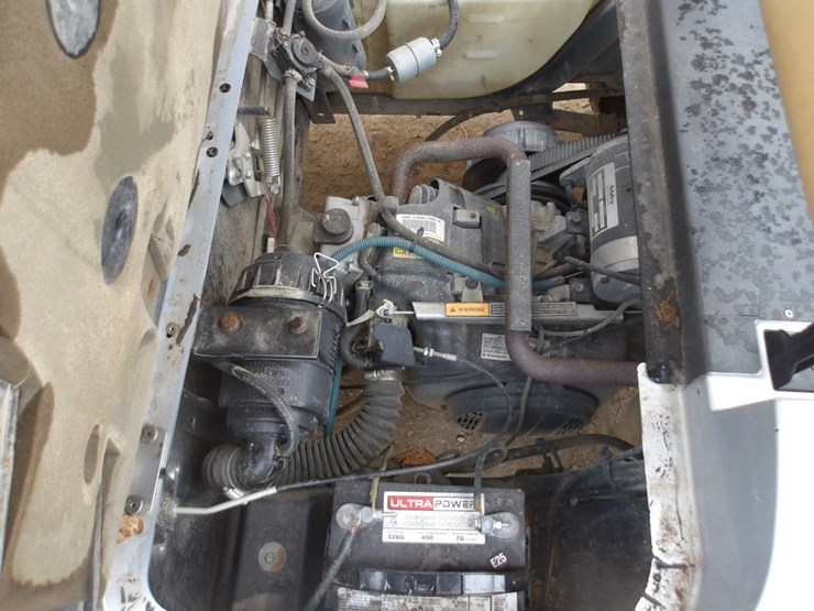 #6603-•-e-z-go-txt-gas-golf-cart-image-3